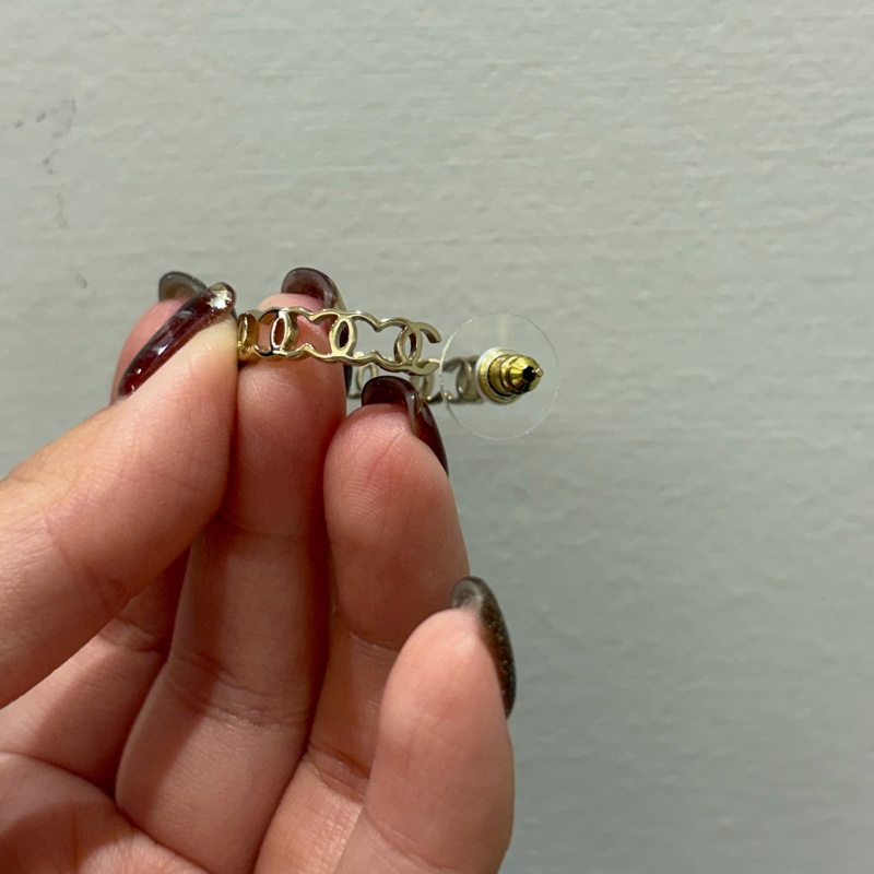 Chanel 雙C logo串連耳針式耳環-6