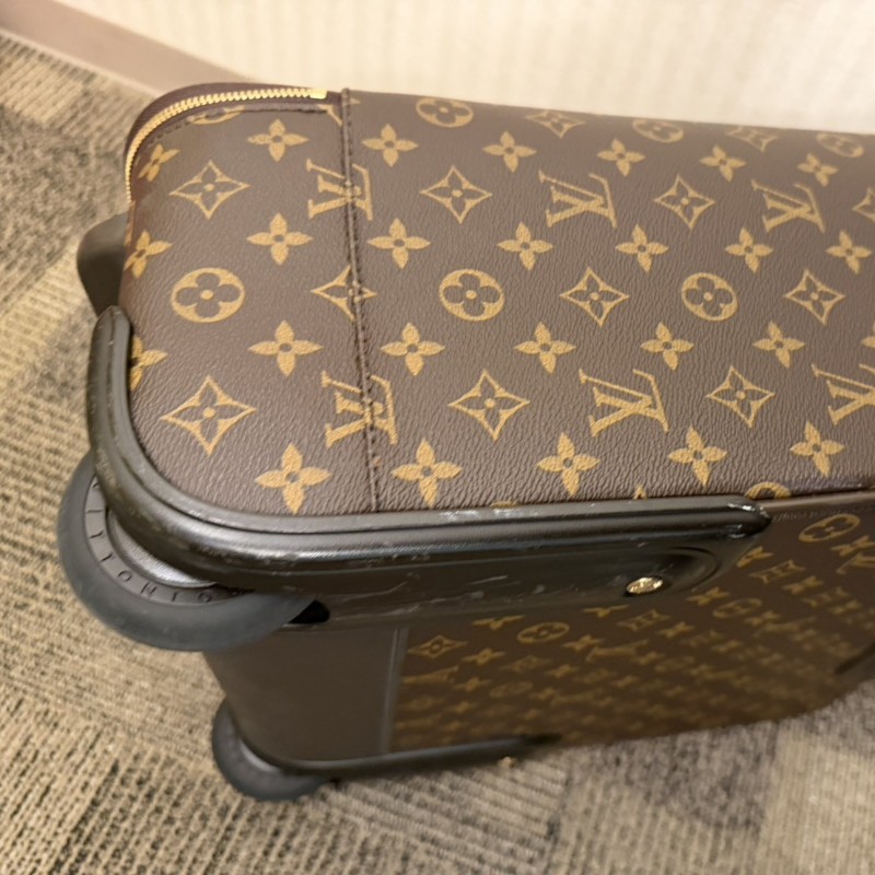 Louis Vuitton M23293 20吋行李箱-13