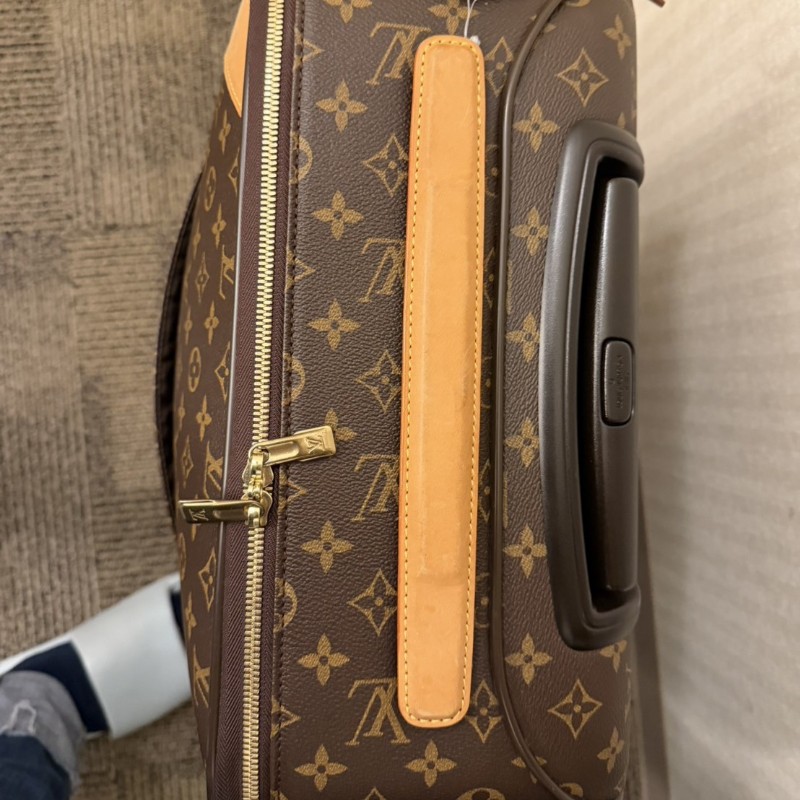 Louis Vuitton M23293 20吋行李箱-18