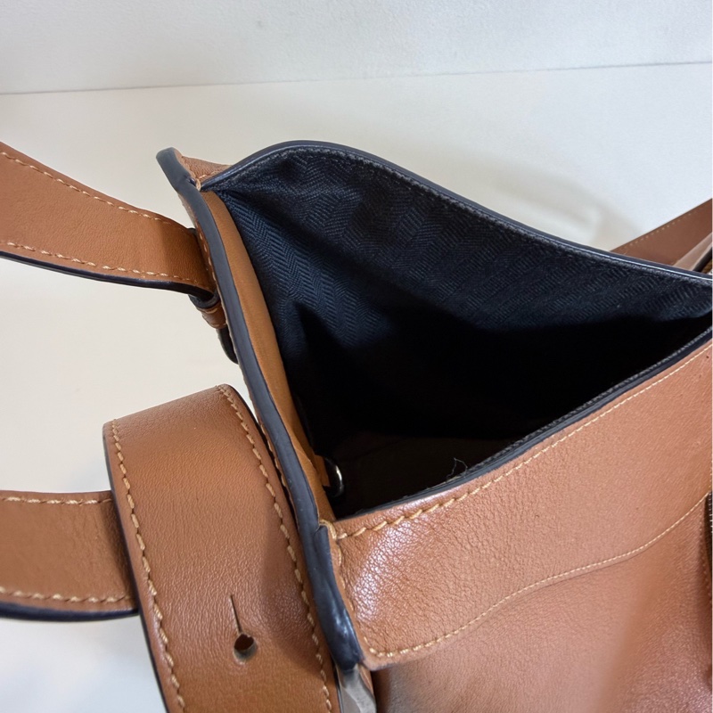 Loewe 羅意威 Hammock吊床 焦糖色 小號-22