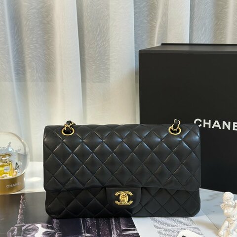 CHANEL 經典口蓋包 CF25 - 羊皮黑金26開
