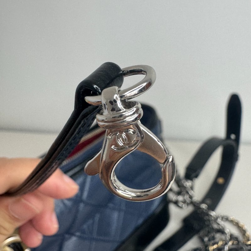 Chanel香奈兒 藍黑拼色流浪包 小號 25開無卡 經典菱格紋牛皮-10