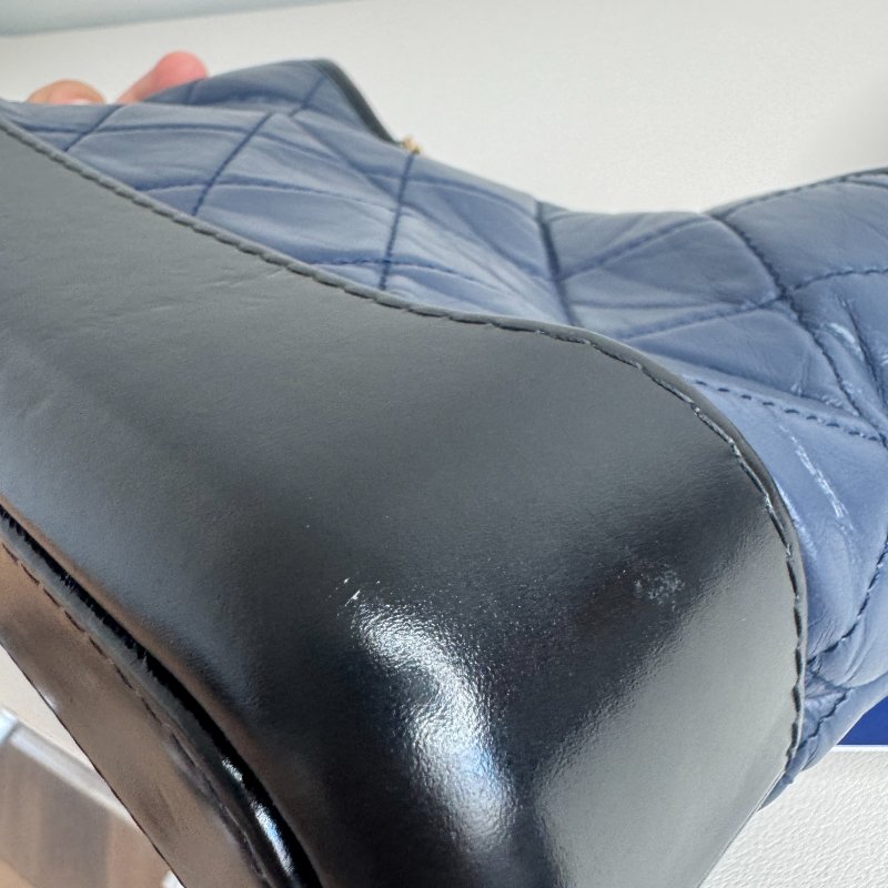 Chanel香奈兒 藍黑拼色流浪包 小號 25開無卡 經典菱格紋牛皮-18