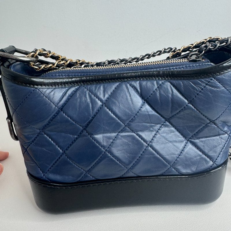 Chanel香奈兒 藍黑拼色流浪包 小號 25開無卡 經典菱格紋牛皮-27