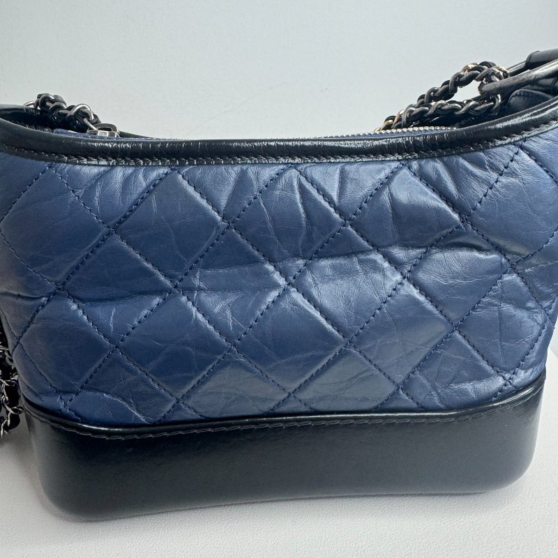 Chanel香奈兒 藍黑拼色流浪包 小號 25開無卡 經典菱格紋牛皮-28