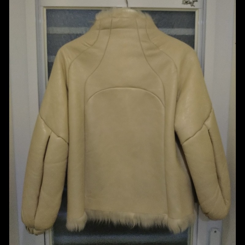 Prada 米白皮革+羔羊毛外套-2