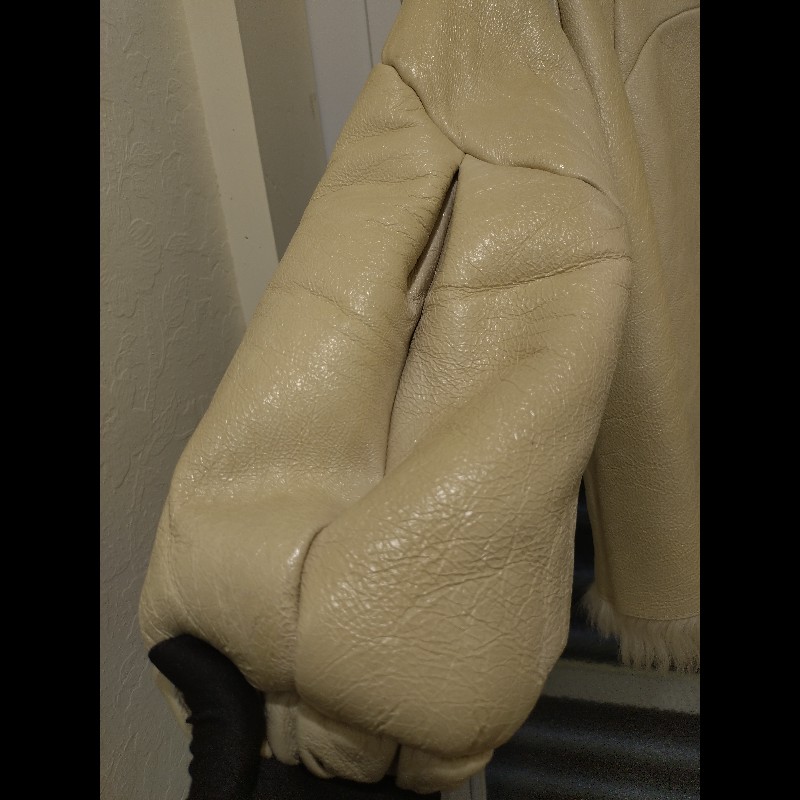 Prada 米白皮革+羔羊毛外套-5