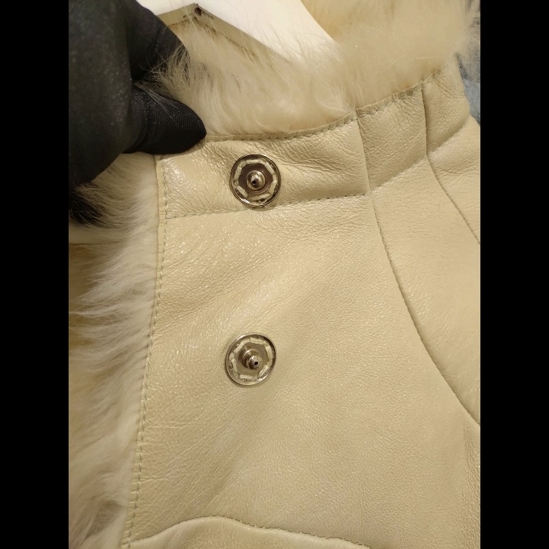 Prada 米白皮革+羔羊毛外套-8