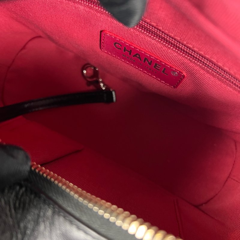 CHANEL  A91810 晶片款 全黑流浪包小號-5