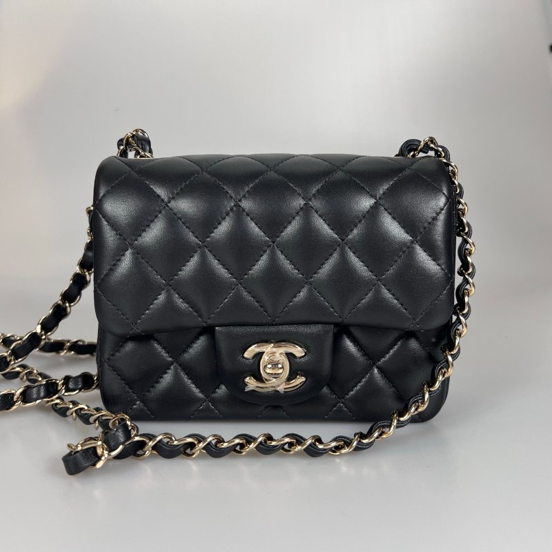 CHANEL 晶片款 A35200 黑羊皮淡金扣 COCO17 方胖子-0