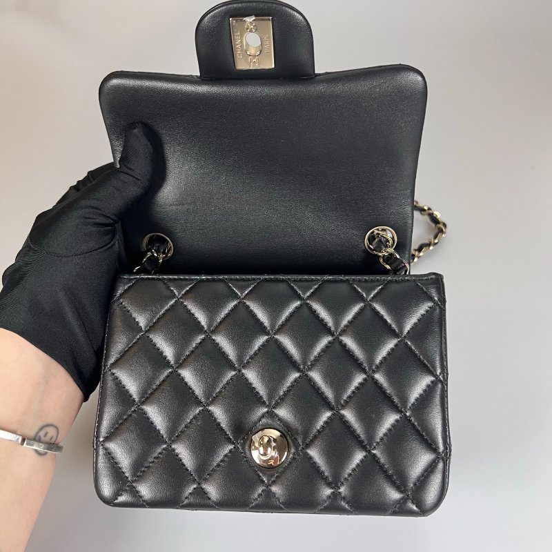 CHANEL 晶片款 A35200 黑羊皮淡金扣 COCO17 方胖子-5