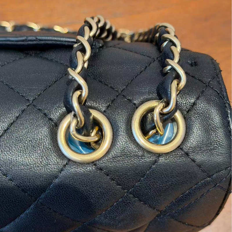 CHANEL CLASSIC FLAG LAMBSKIN-9