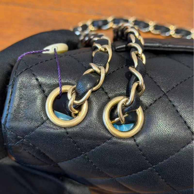 CHANEL CLASSIC FLAG LAMBSKIN-10