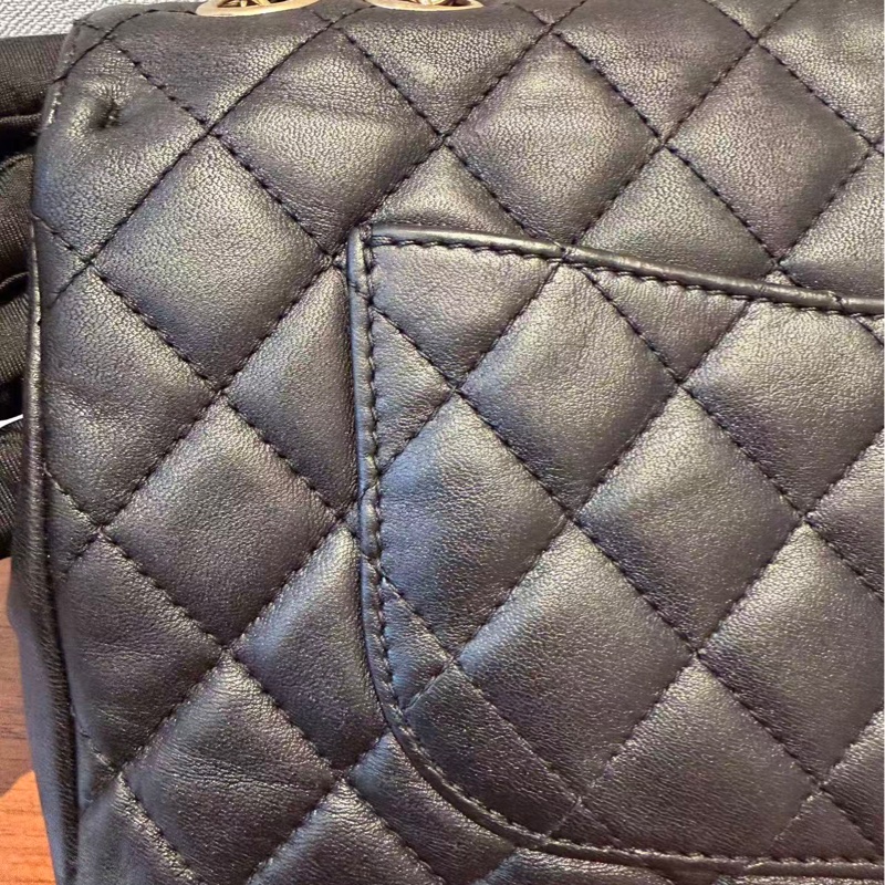 CHANEL CLASSIC FLAG LAMBSKIN-13