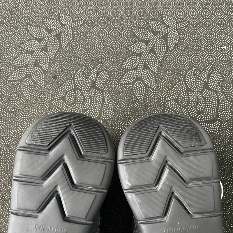 lv黑藍棋盤格運動鞋41.5碼，成色充新-4