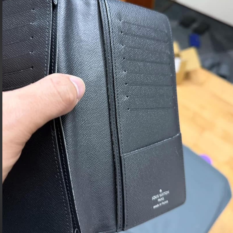 Lv棋盤格對開長夾-3