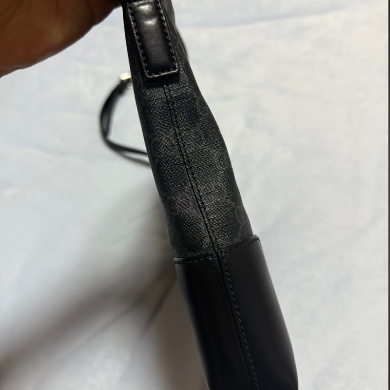 Gucci 單肩斜挎手拿包-5