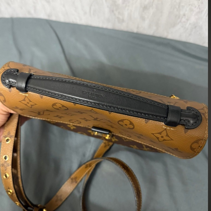 Lv拼色老花郵差包-6