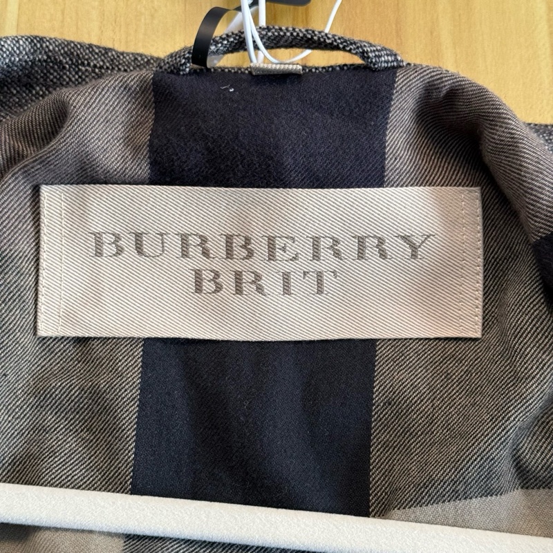 巴寶莉urberry灰色呢子西服m碼，成色新-8