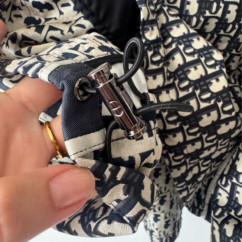 Dior滿版老花上衣-14