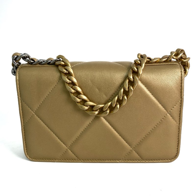 △ Chanel 香奈兒 19 Gold Lambskin Silver And Gold Tone Metal Ruthenium-Finish Metal Wallet On Chain No.30 19金色小羊皮銀色和金色金屬鍍釕金屬鎖鏈銀包No.30 - 257022476-2