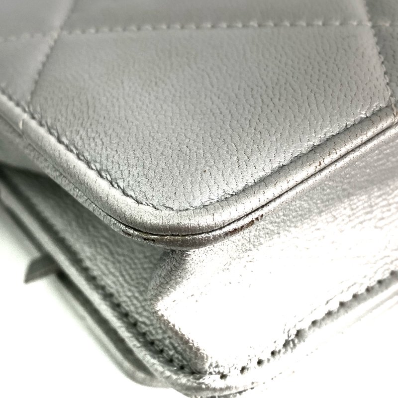 △ Chanel 香奈兒 19 SIlver Lambskin Silver And Gold Tone Metal Ruthenium-Finish Metal Wallet On Chain No.30 19銀色小羊皮銀色和金色金屬鍍釕金屬鎖鏈銀包No.30 - 257022474-8