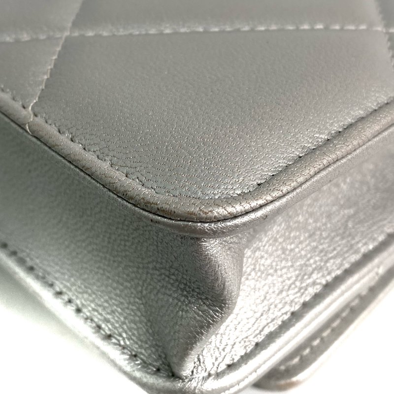 △ Chanel 香奈兒 19 SIlver Lambskin Silver And Gold Tone Metal Ruthenium-Finish Metal Wallet On Chain No.30 19銀色小羊皮銀色和金色金屬鍍釕金屬鎖鏈銀包No.30 - 257022474-9