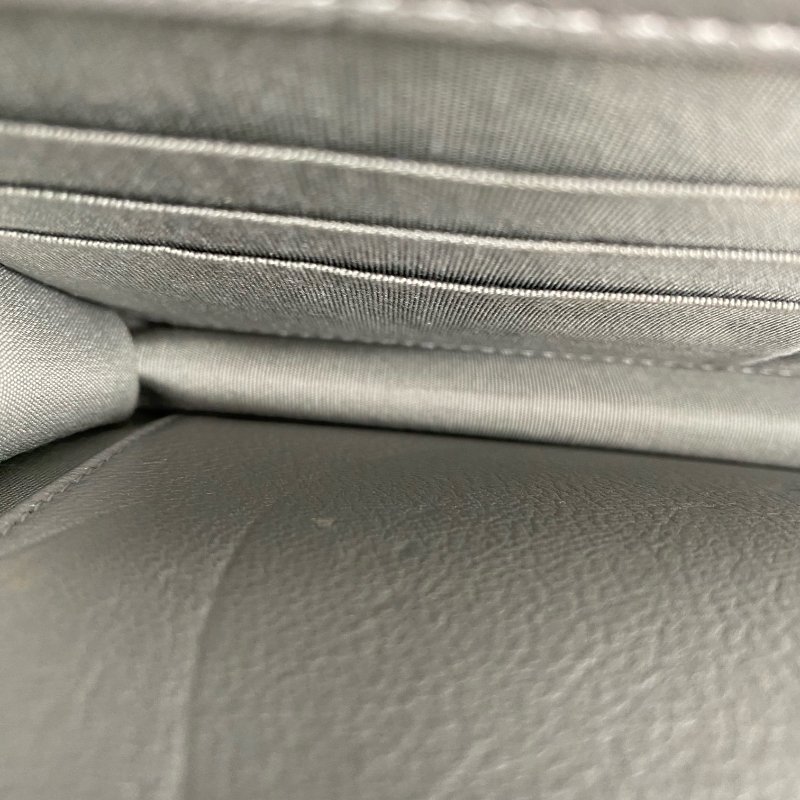 △ Chanel 香奈兒 19 SIlver Lambskin Silver And Gold Tone Metal Ruthenium-Finish Metal Wallet On Chain No.30 19銀色小羊皮銀色和金色金屬鍍釕金屬鎖鏈銀包No.30 - 257022474-17