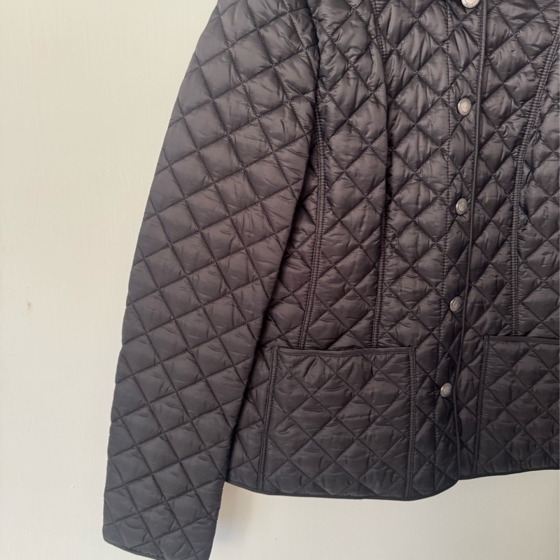 Burberry 黑色內格紋羽絨外套-5