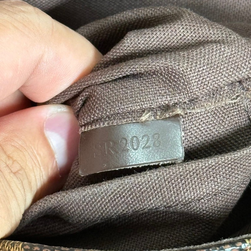 Lv 棋盤格紋翻蓋斜背書（N51210）停產-9