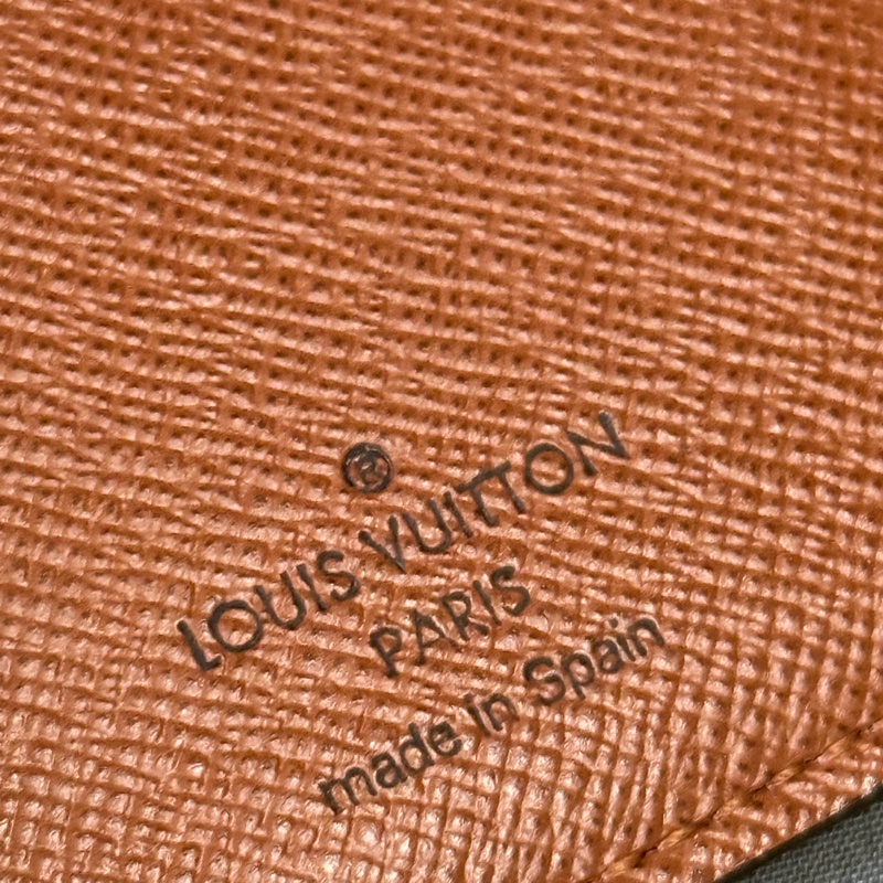 Lv 老花對開長夾-8