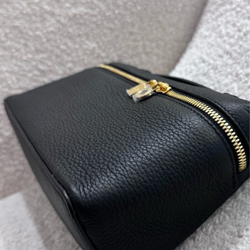 【全🆕】Loro Piana LP19飯盒包 黑金色 (二代扣) 手提包 斜挎FAN4045-8000-2