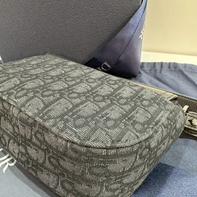 DIOR 斜背包/側背包 9成新-5