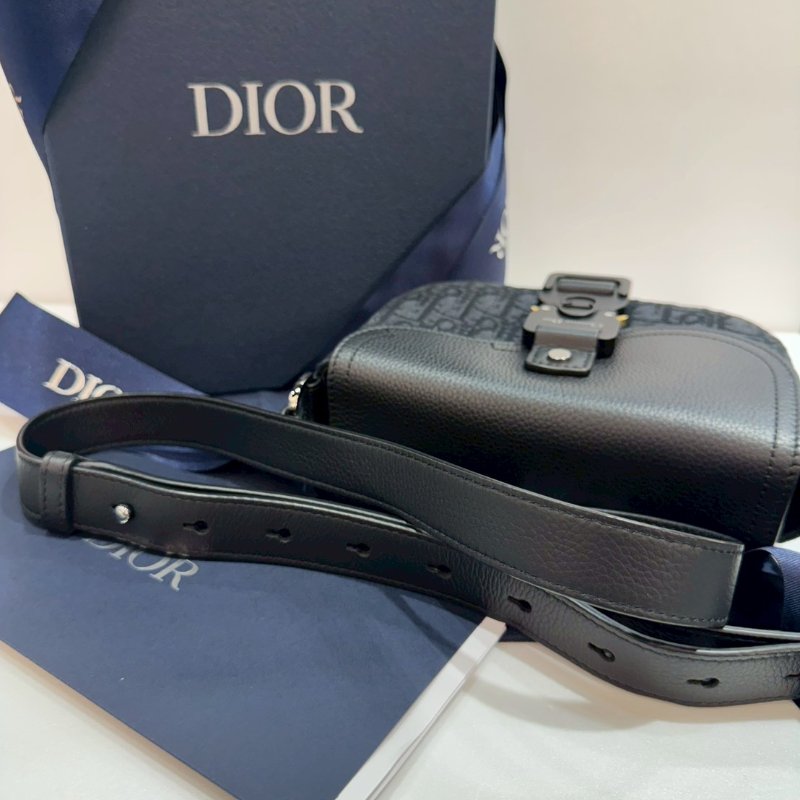 DIOR 斜背包/側背包 9成新-8