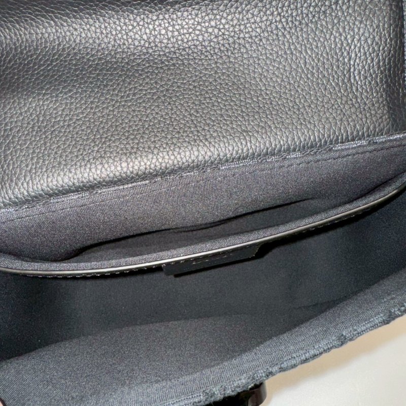 DIOR 斜背包/側背包 9成新-17