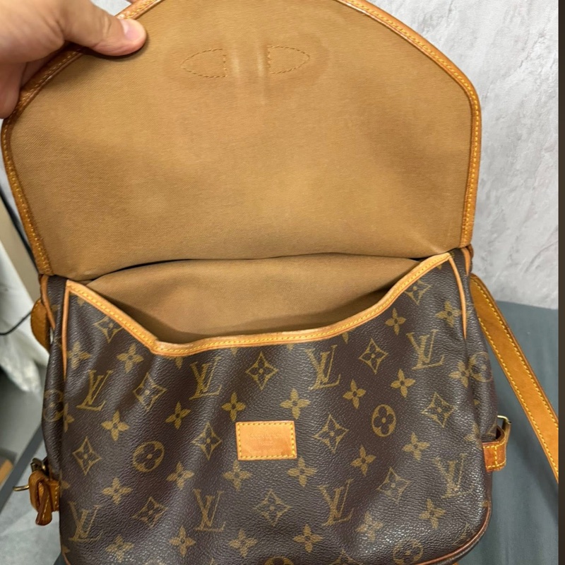 Lv 雙子星馬鞍包（M42256)-10