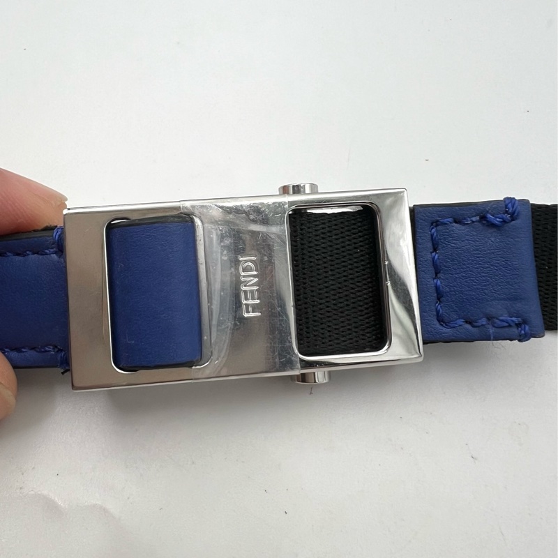 Fendi. 年輕款手提後背輕量兩用帆布包-17