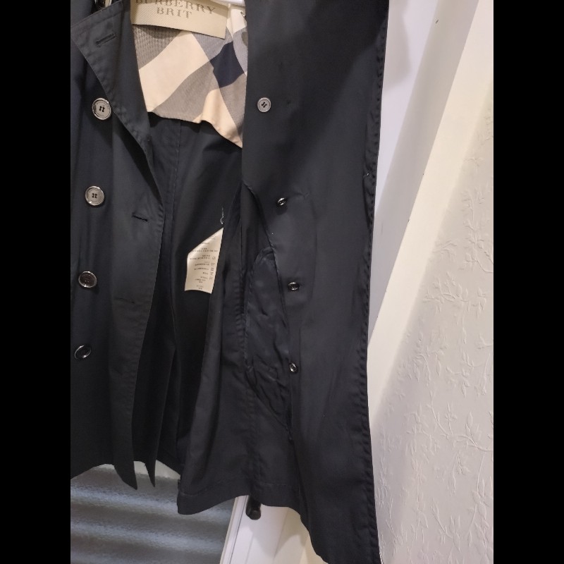 Burberry 黑色雙排釦風衣-9
