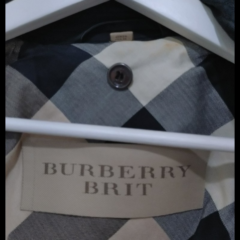 Burberry 黑色雙排釦風衣-12