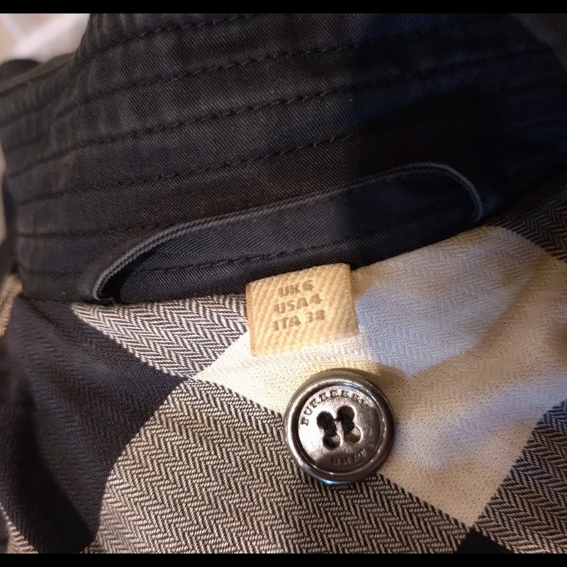 Burberry 黑色雙排釦風衣-15