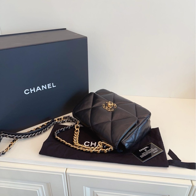 【閒置🆕】Chanel 黑金大菱格19bag枕頭包 小號 斜挎包-8