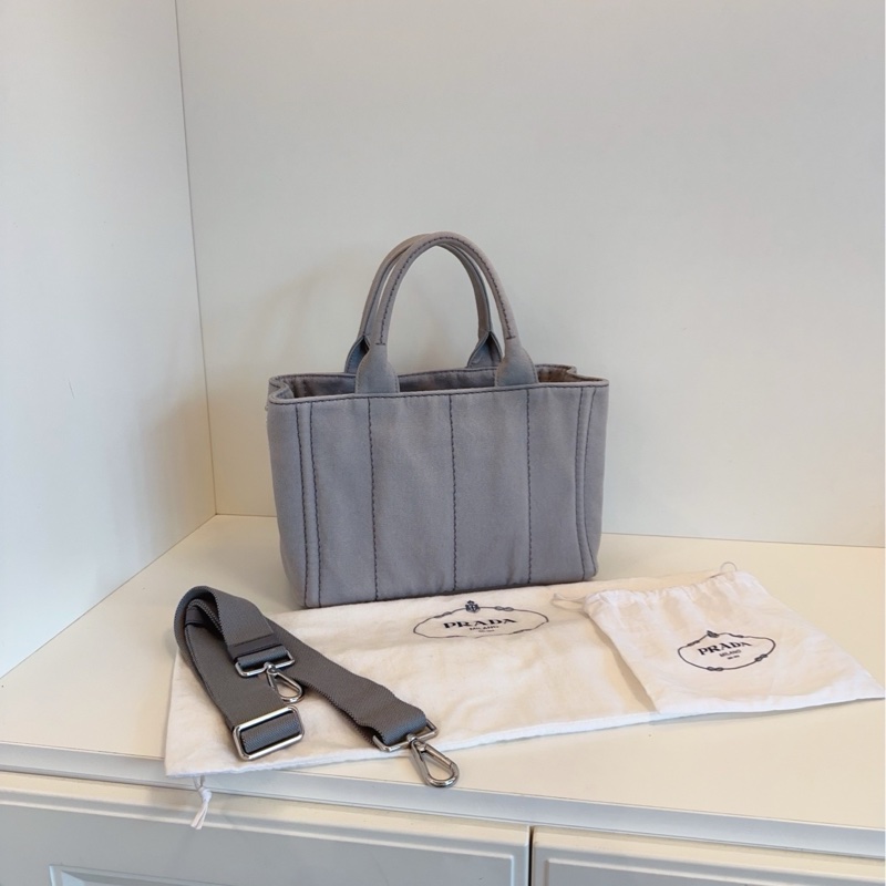 【98新🆕】Prada 淺灰帆布沙灘包 手提包 單肩包-1