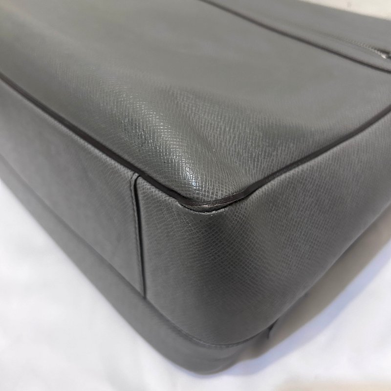 LV灰色全皮Taiga提背二用公事包(GM)-5