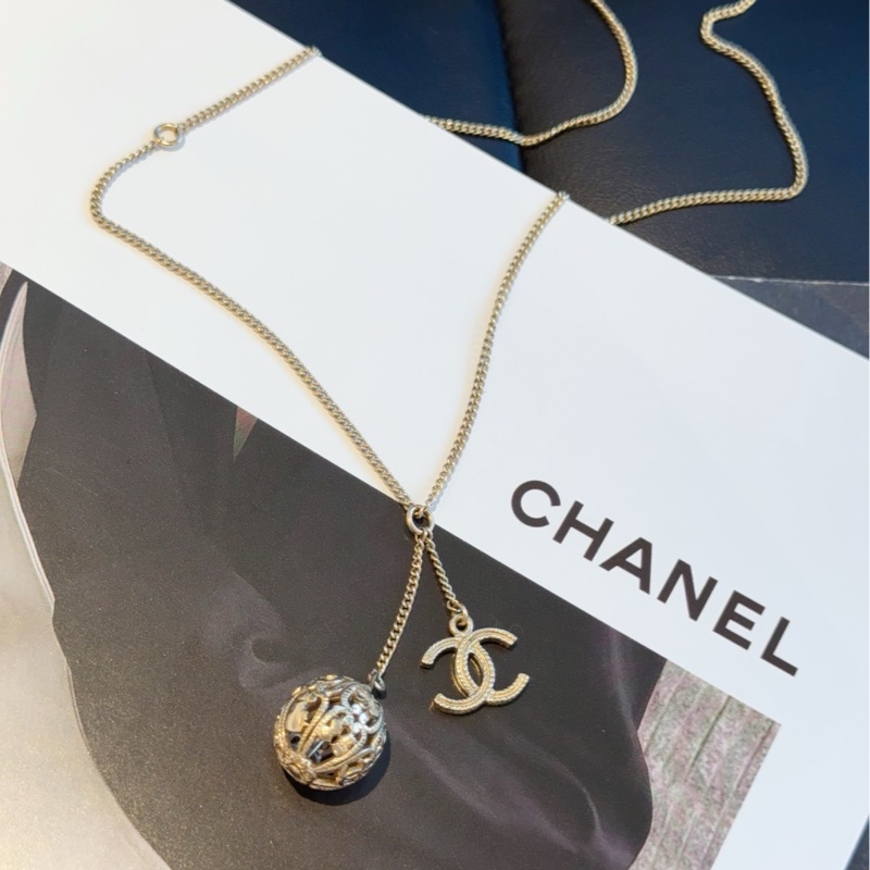 【99閒置新🆕】Chanel 06p 淡金鏤空圓球 雙c logo 長項鍊 毛衣鏈 項鍊-0