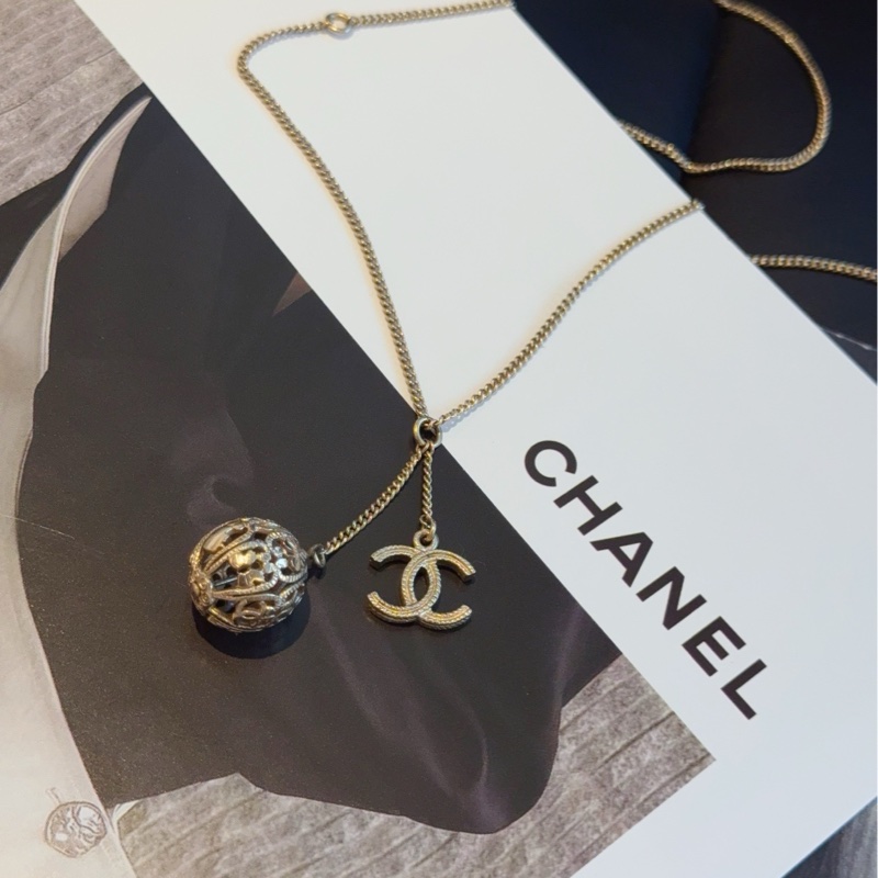 【99閒置新🆕】Chanel 06p 淡金鏤空圓球 雙c logo 長項鍊 毛衣鏈 項鍊-1
