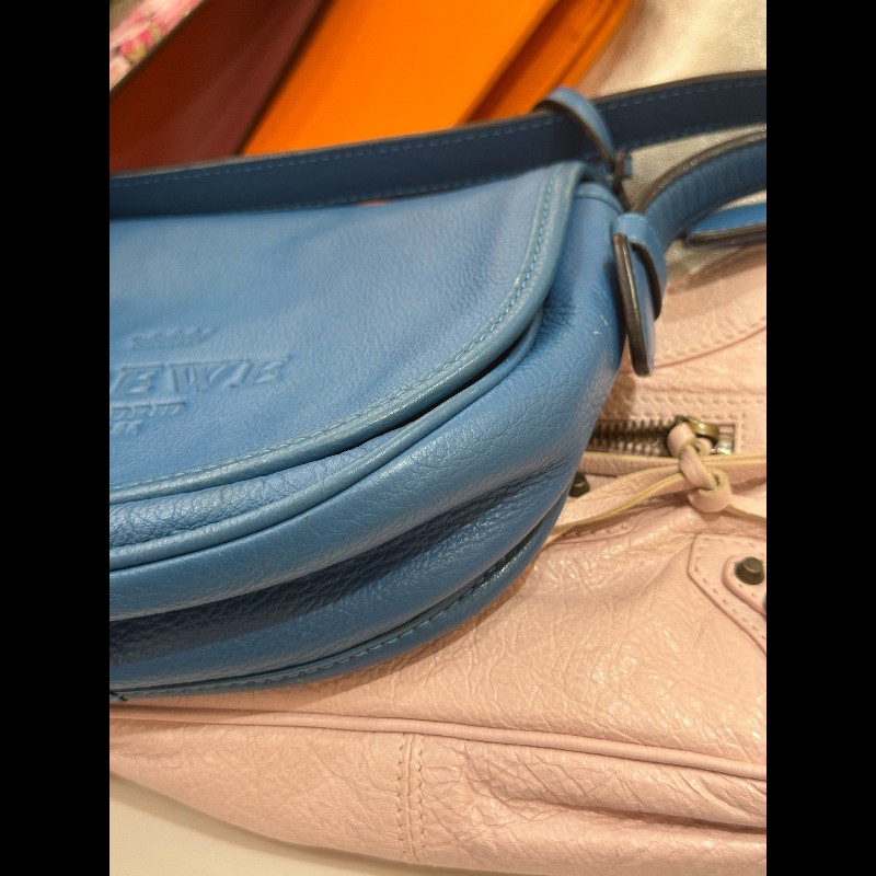 Loewe 皇冠半月斜挎包 藍色牛皮 半月馬鞍 底長23cm-9