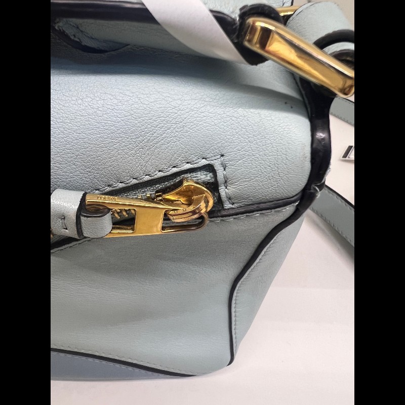 Loewe Puzzle 藍色拼色小號皮革手提肩背包幾何包-11