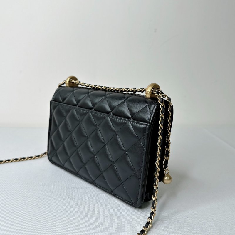 CHANEL 小羊皮雙金球WOC鏈帶包-4