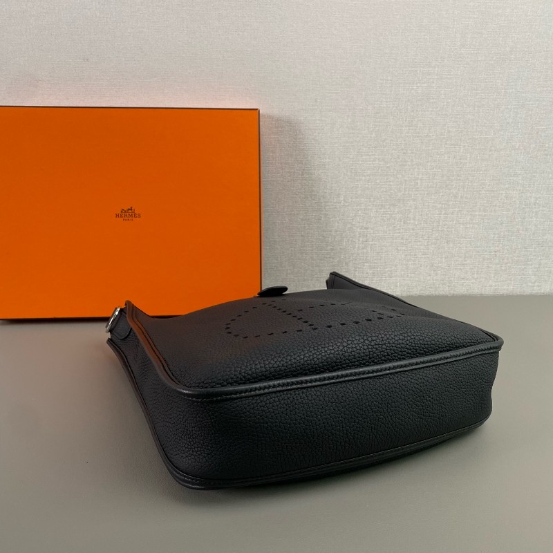 Hermes愛馬仕 黑色銀扣伊芙琳evelyne29-5