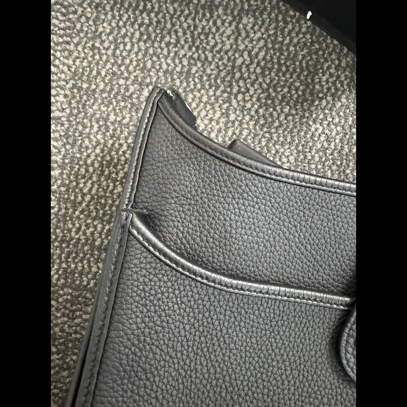 Hermes愛馬仕 黑色銀扣伊芙琳evelyne29-19